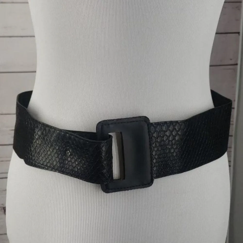 Vintage 80s Style Wide Black Waist‎  Hook Loop Belt